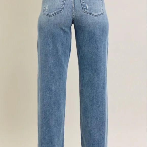 Size 5! NWTs, Judy Blue V-Front Straight Leg Baggy Fit, Raw Hem. - Picture 6 of 9